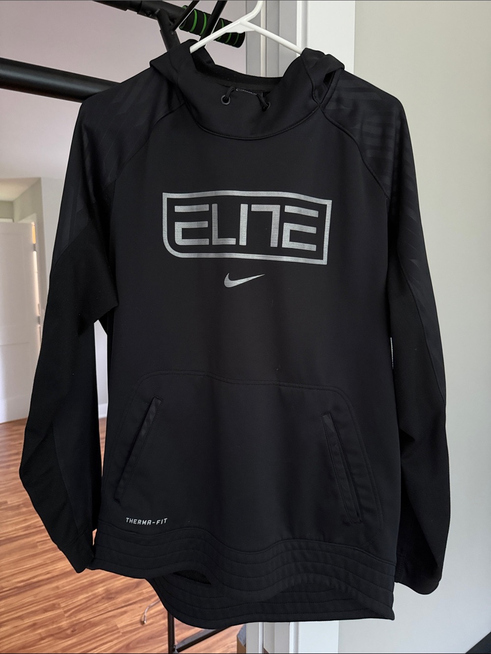 Nike Elite Black Pullover Hoodie, Men’s Large